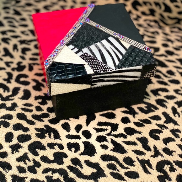 80’s inspired Patches Decor box - Picture 3 of 4